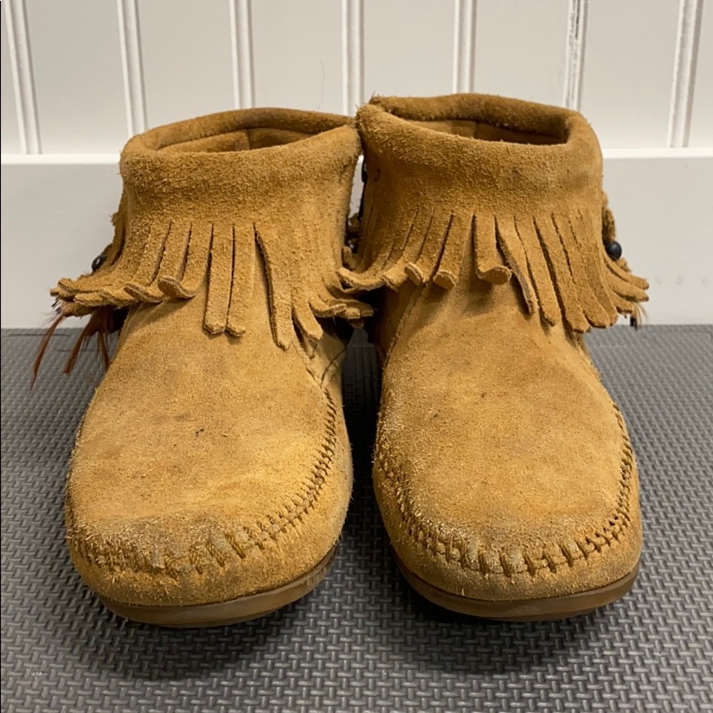 Chestnut Ankle Zip Minnetonka Moccasins